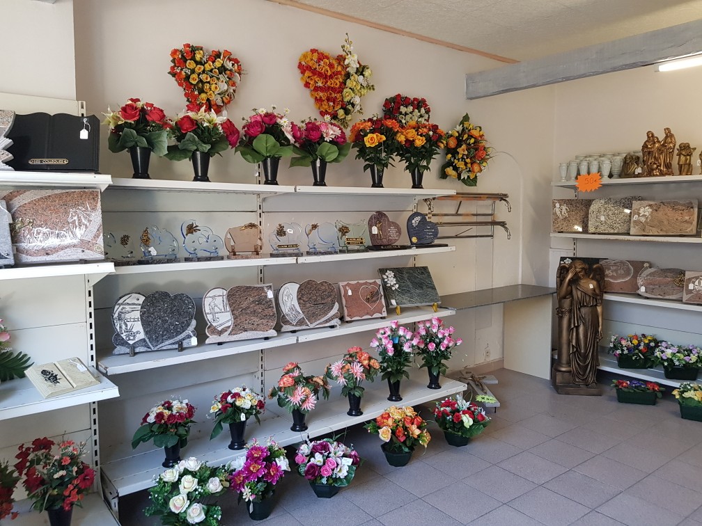 Articles funéraires agence de pompes funèbres ROC ECLERC à Port-Saint-Louis-du-Rhône