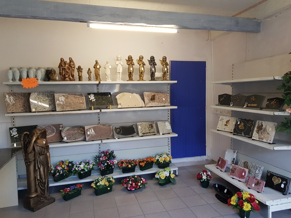 Articles funéraires agence de pompes funèbres ROC ECLERC à Port-Saint-Louis-du-Rhône