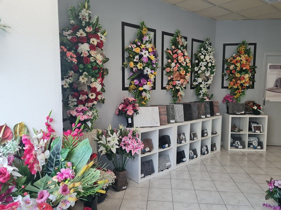 Fleurs artificielles agence de pompes funèbres ROC ECLERC à Saint-Pons-de-Thomières