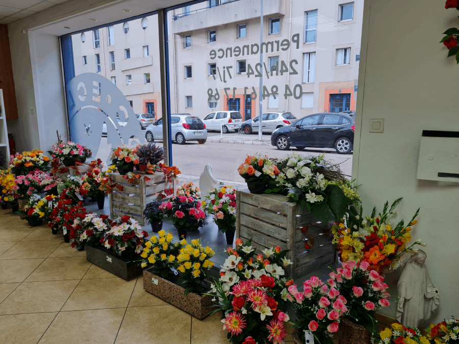 Fleurs artificielles agence de pompes funèbres ROC ECLERC à Toulon - Picot