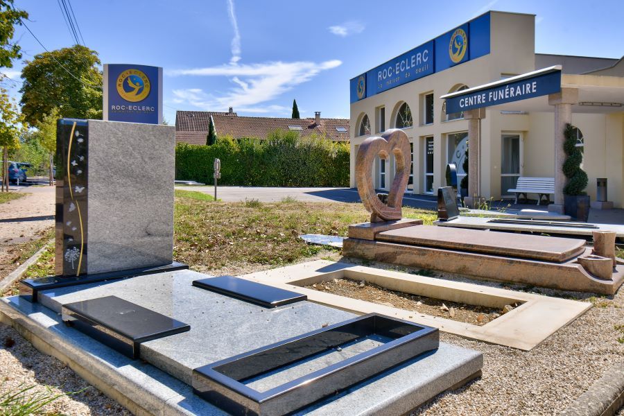 Monuments funéraires pompes funèbres ROC ECLRC à Dijon