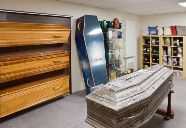 Cercueils agence de pompes funèbres Roc Eclerc à Figeac