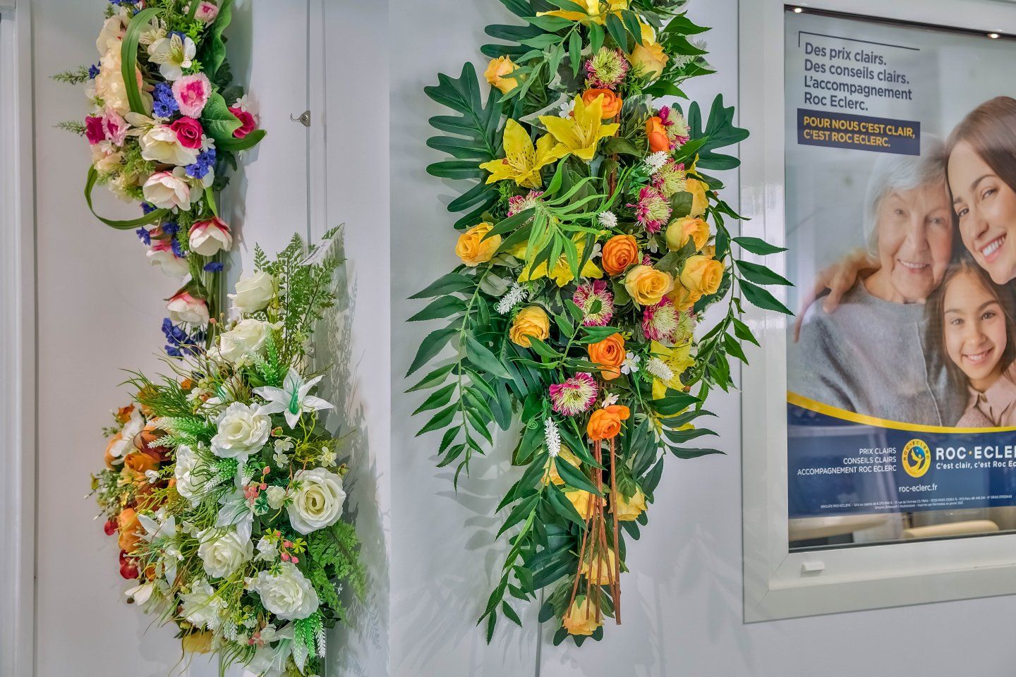 Fleurs artificielles agence de pompes funèbres Roc Eclerc à Fréjus